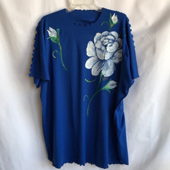 Expressions by Hold Everything royal blue boutique top with floral design - Picture 1 of 11